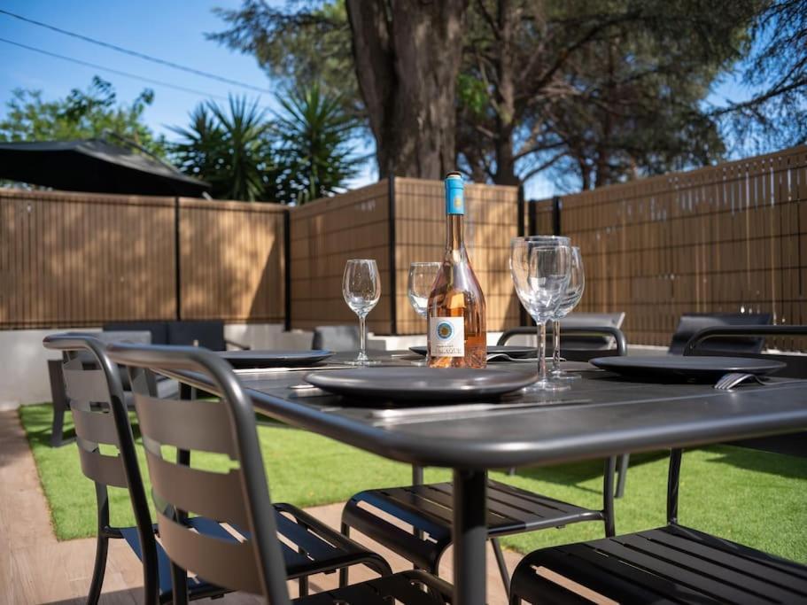 Le Bougainvillier-jacuzzi Jardin Clim Wifi Parking Apartment Marseilles